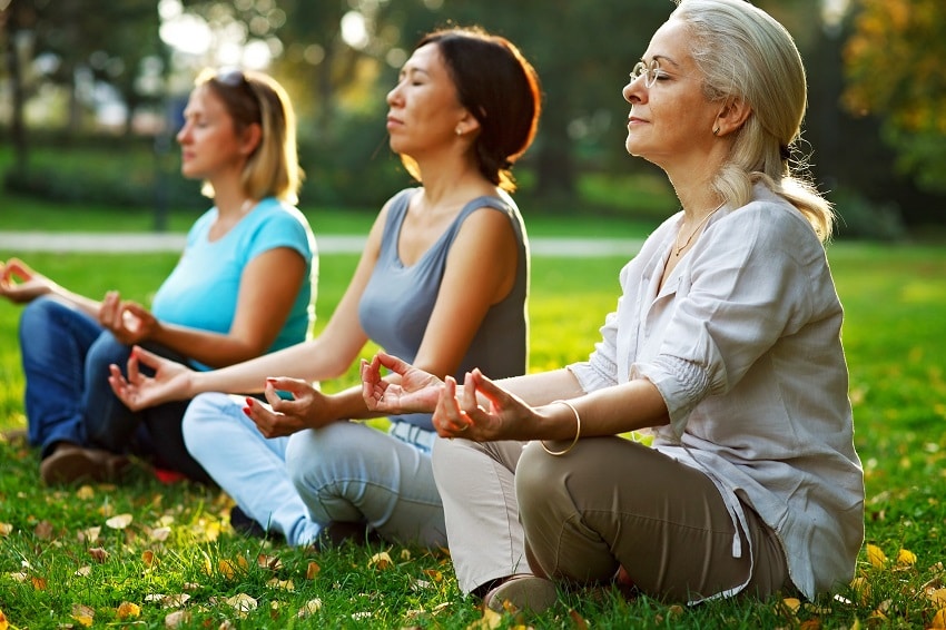 How To Practice Mindfulness For Health & Wellness