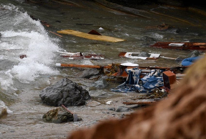 San Diego boat capsized At least 3 dead, 27 hospitalized in suspected smuggling operation, authorities say !