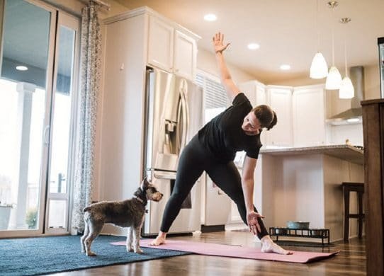 How to Exercise at Home If You’re Avoiding the Gym During the COVID-19 Outbreak !