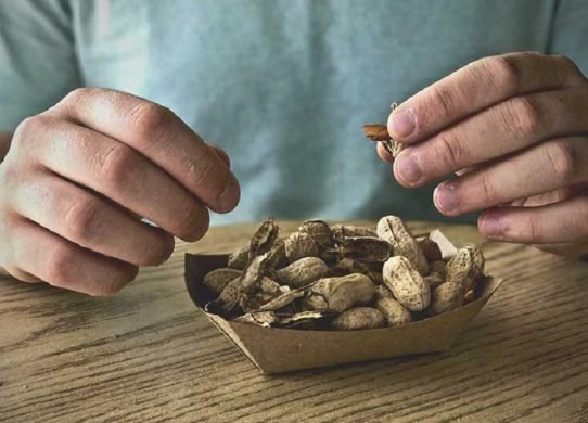 The Benefits and Risks of Peanuts for People with Diabetes !