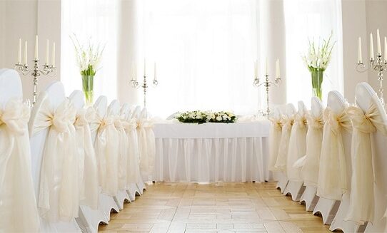 Tips for choosing the right chair covers for your event!